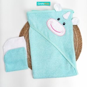 Toalla Verde con Capucha Unicornio