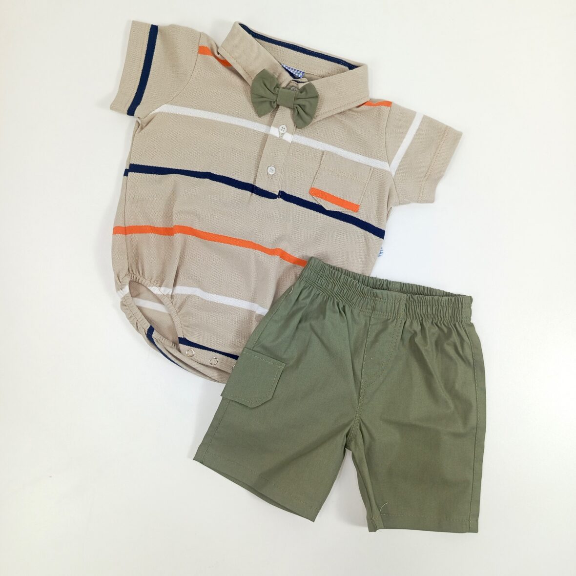 Conjunto niño rayas