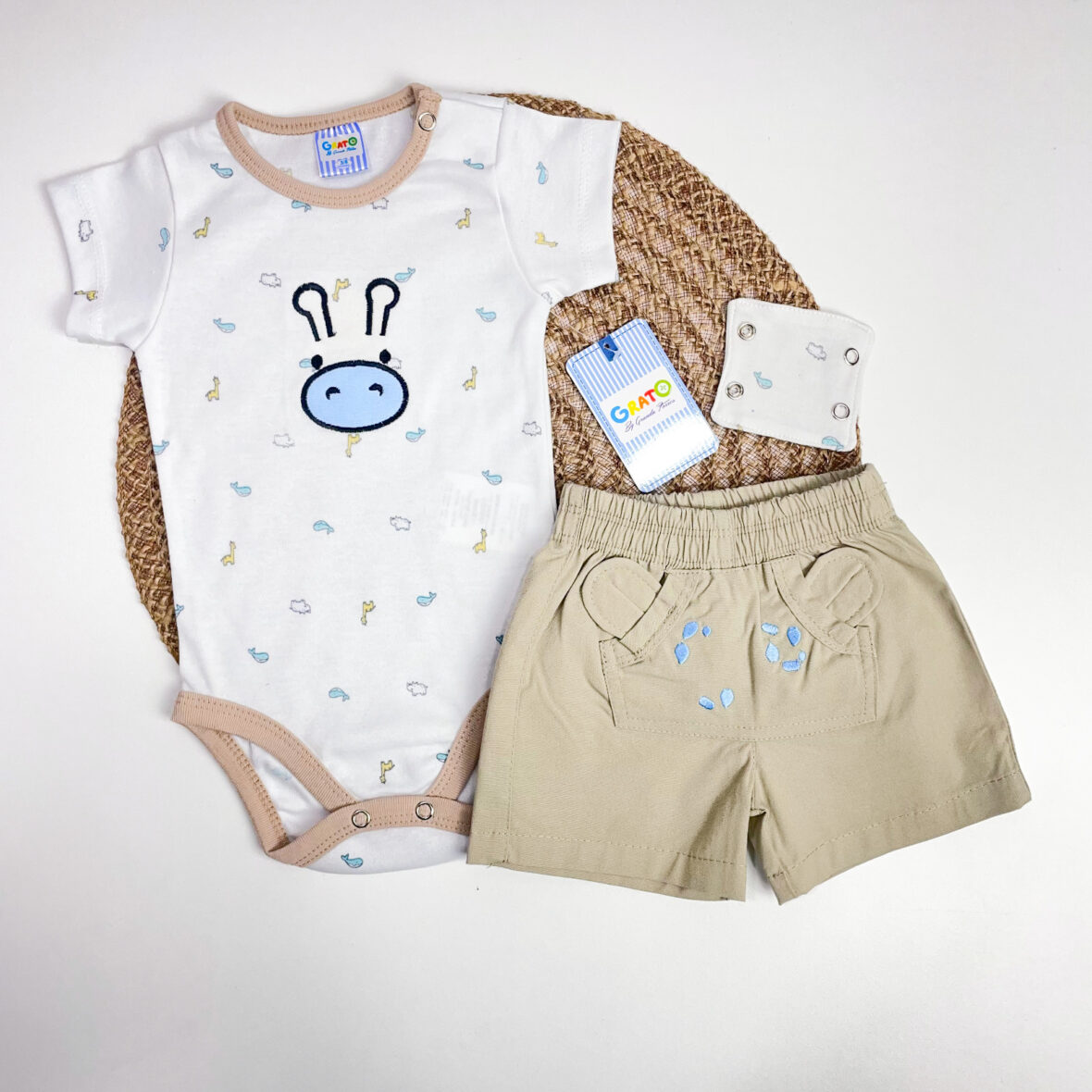 Conjunto girafa beigge